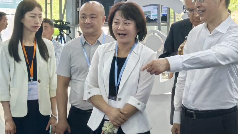 在选购轮胎时，除了关注上述型号规格外，以下要点也不容忽视：